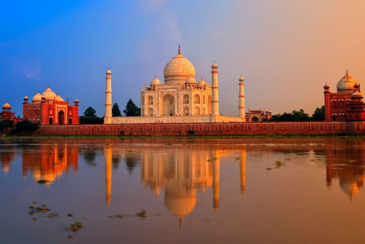 Same Day Taj Mahal by Express Train from Delhi