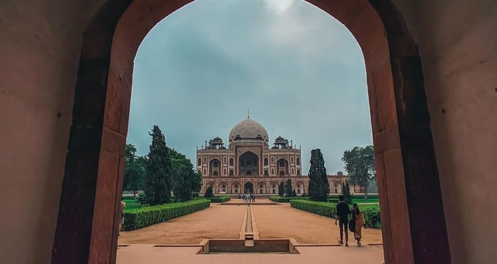 PRIVATE SAME DAY DELHI TRANSFER VIA TAJ MAHAL FROM JAIPUR