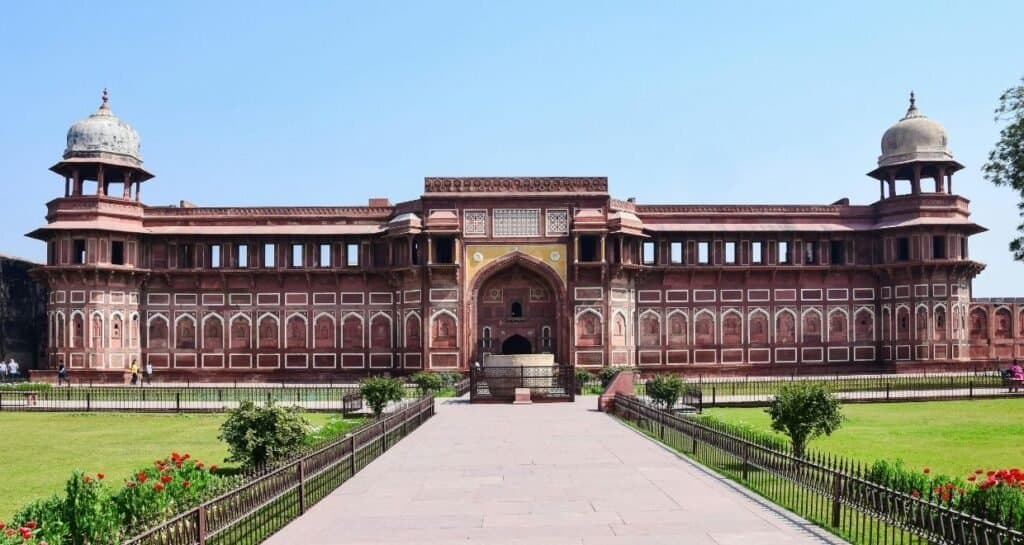 Overnight Agra Trip from Jaipur photo 3
