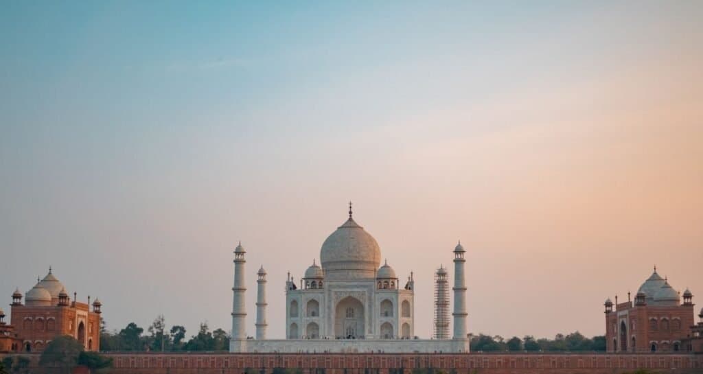 2 Days Delhi Agra Tour photo 2
