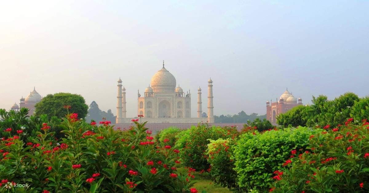 INSTAGRAM REELS WITH THE BEST PHOTOGRAPHY SPOTS TOUR OF AGRA